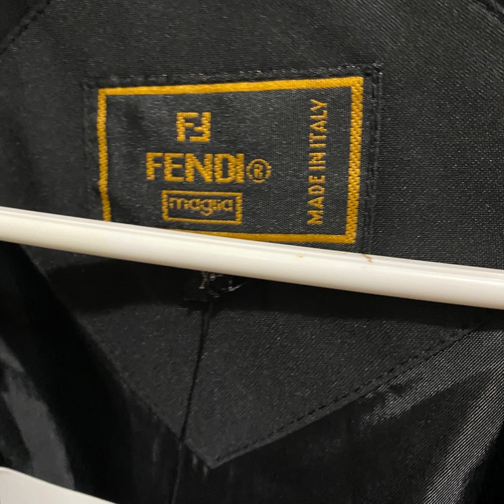 ✨ FENDI ✨ TRENCH COAT